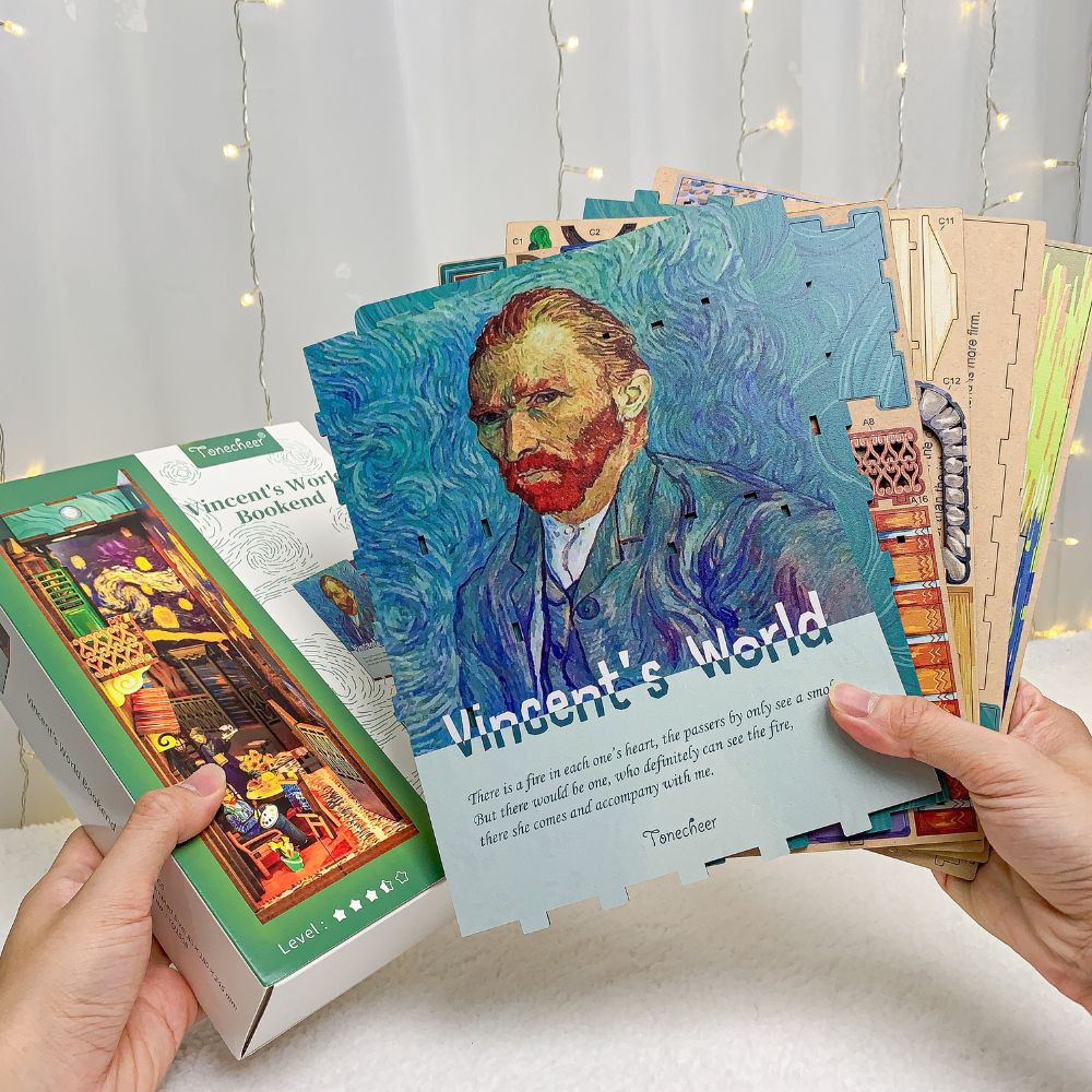 Tonecheer DIY Wooden Puzzle Bookend Vincent's World | ®OMOSHIROI Block